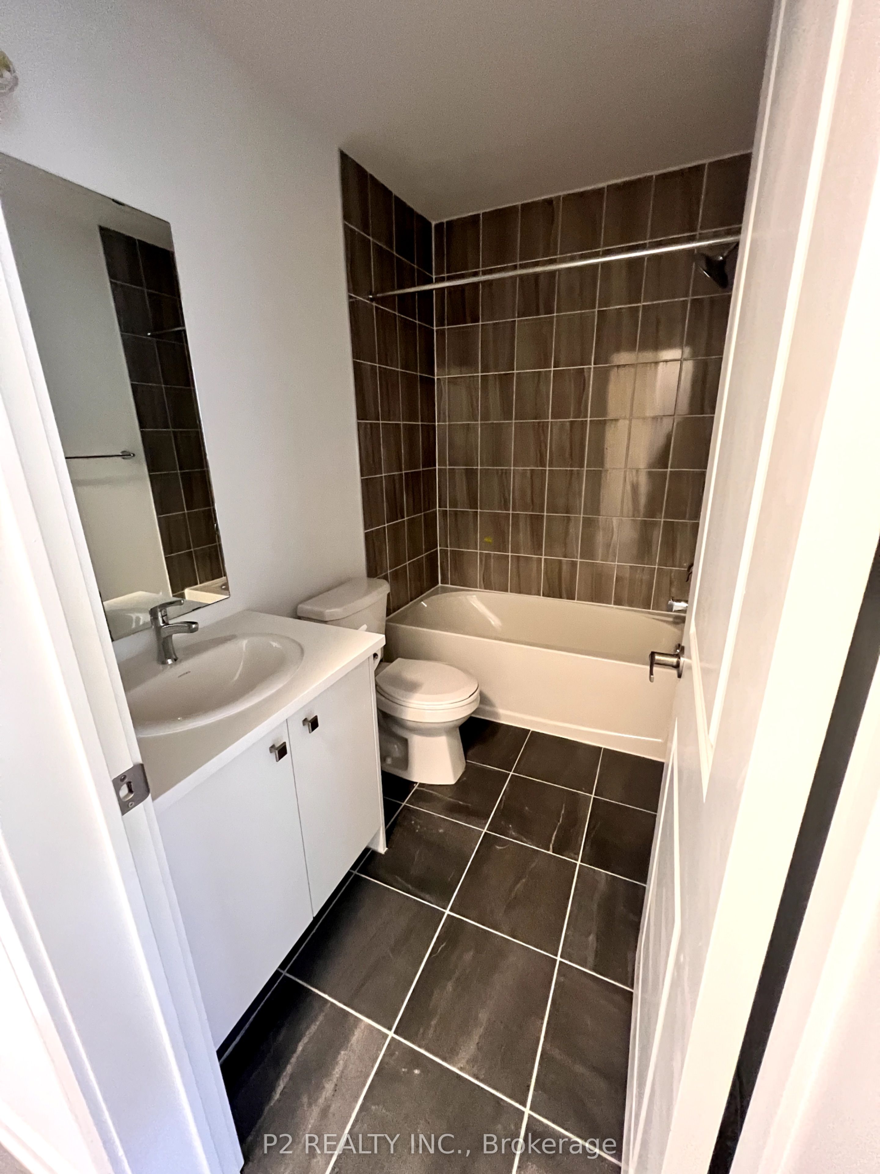 45 Spry Lane Property Photo 13