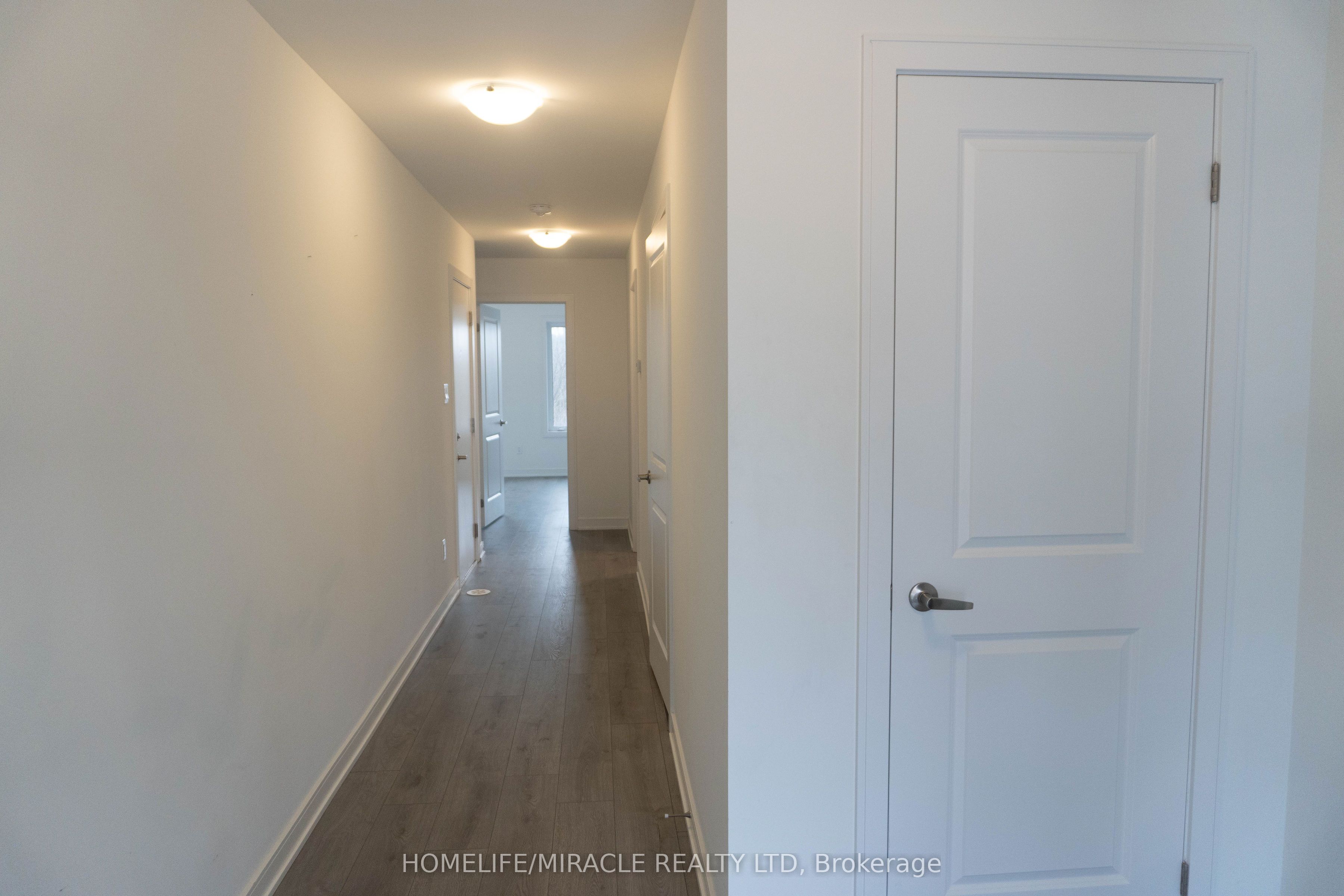 60 Blue Forest Crescent Property Photo 6
