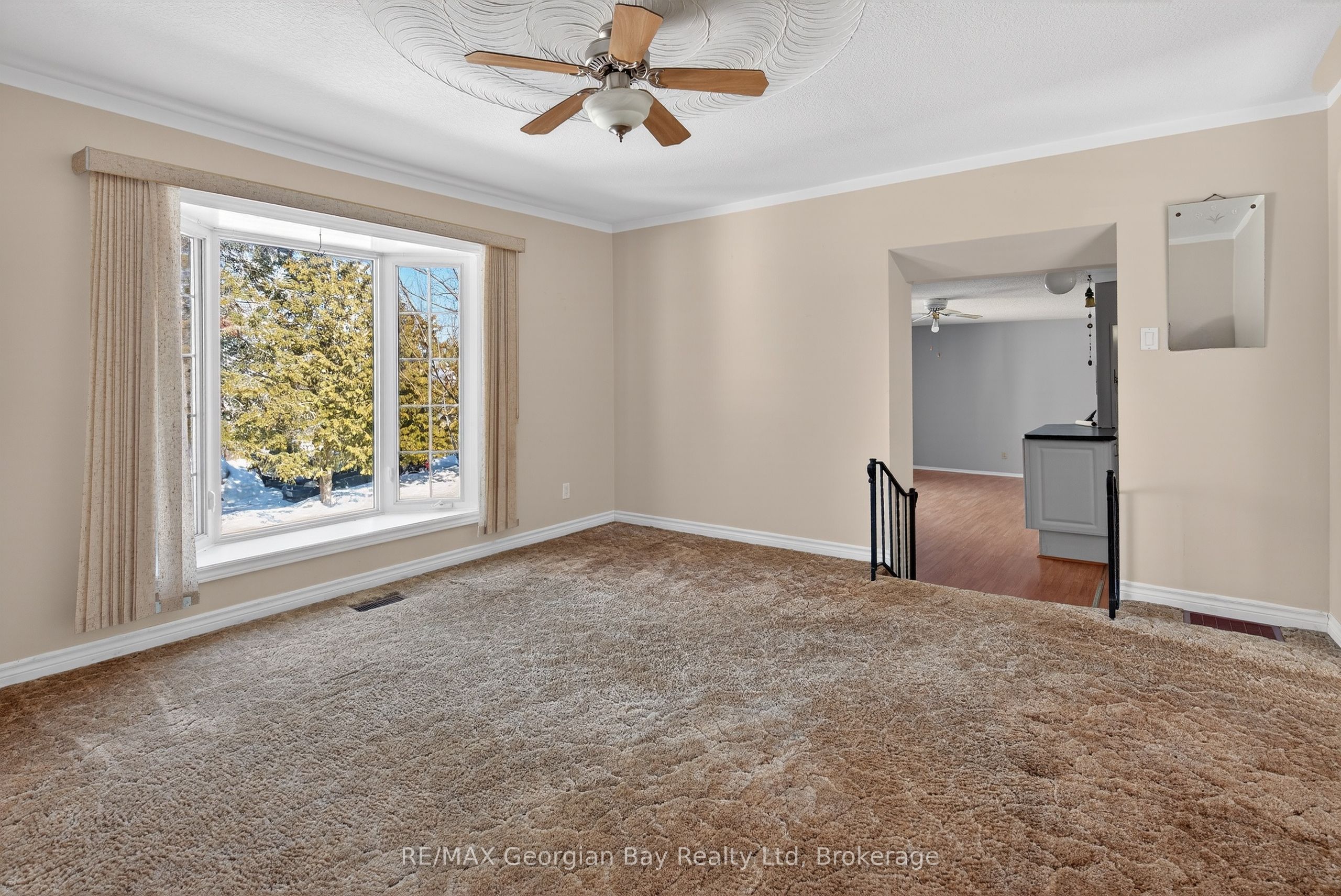 2407 Rumney Road Property Photo 8