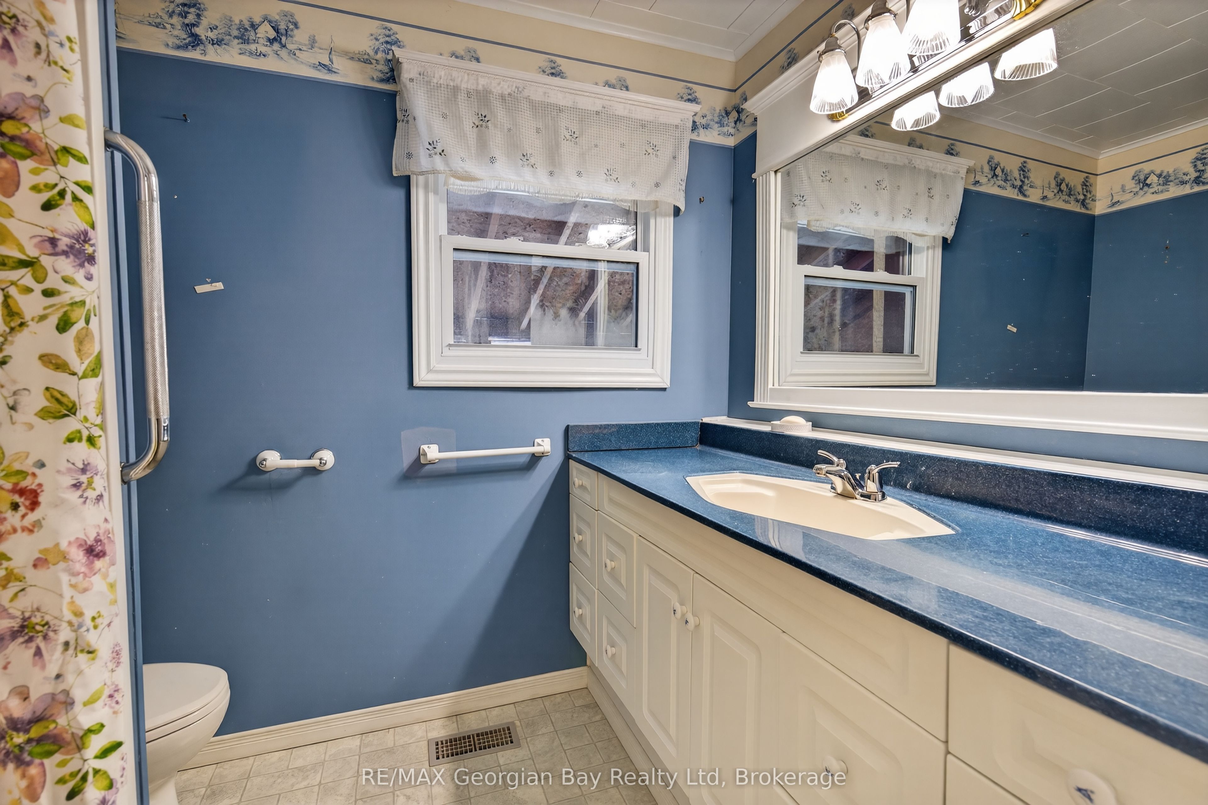 2407 Rumney Road Property Photo 17