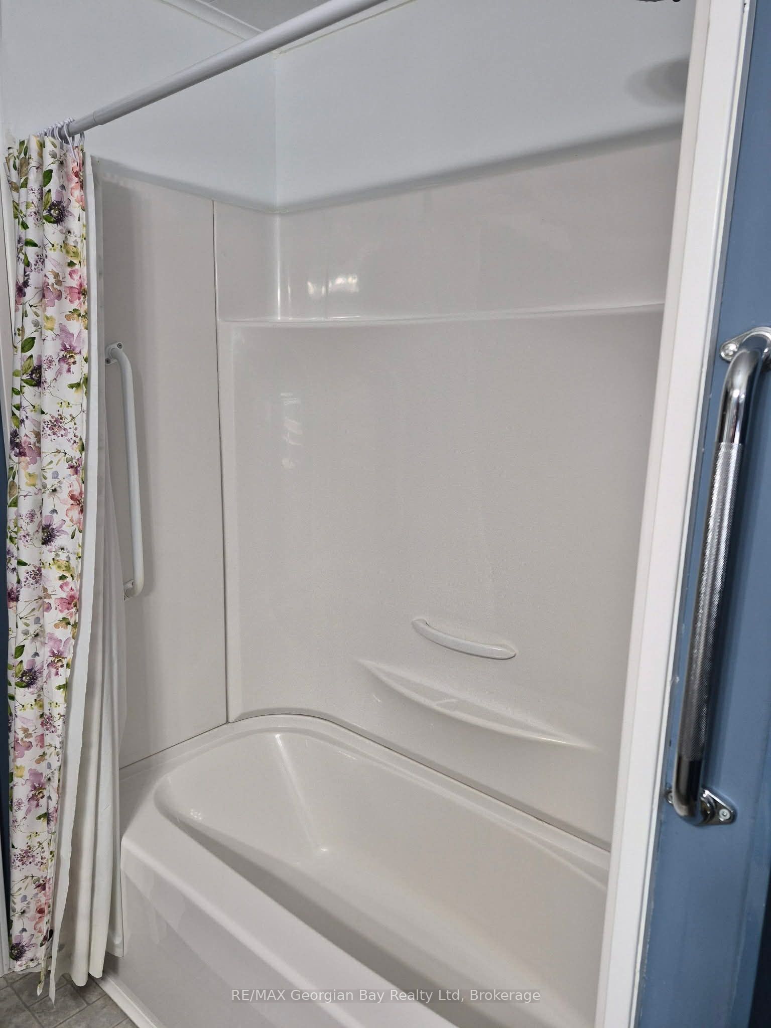 2407 Rumney Road Property Photo 20