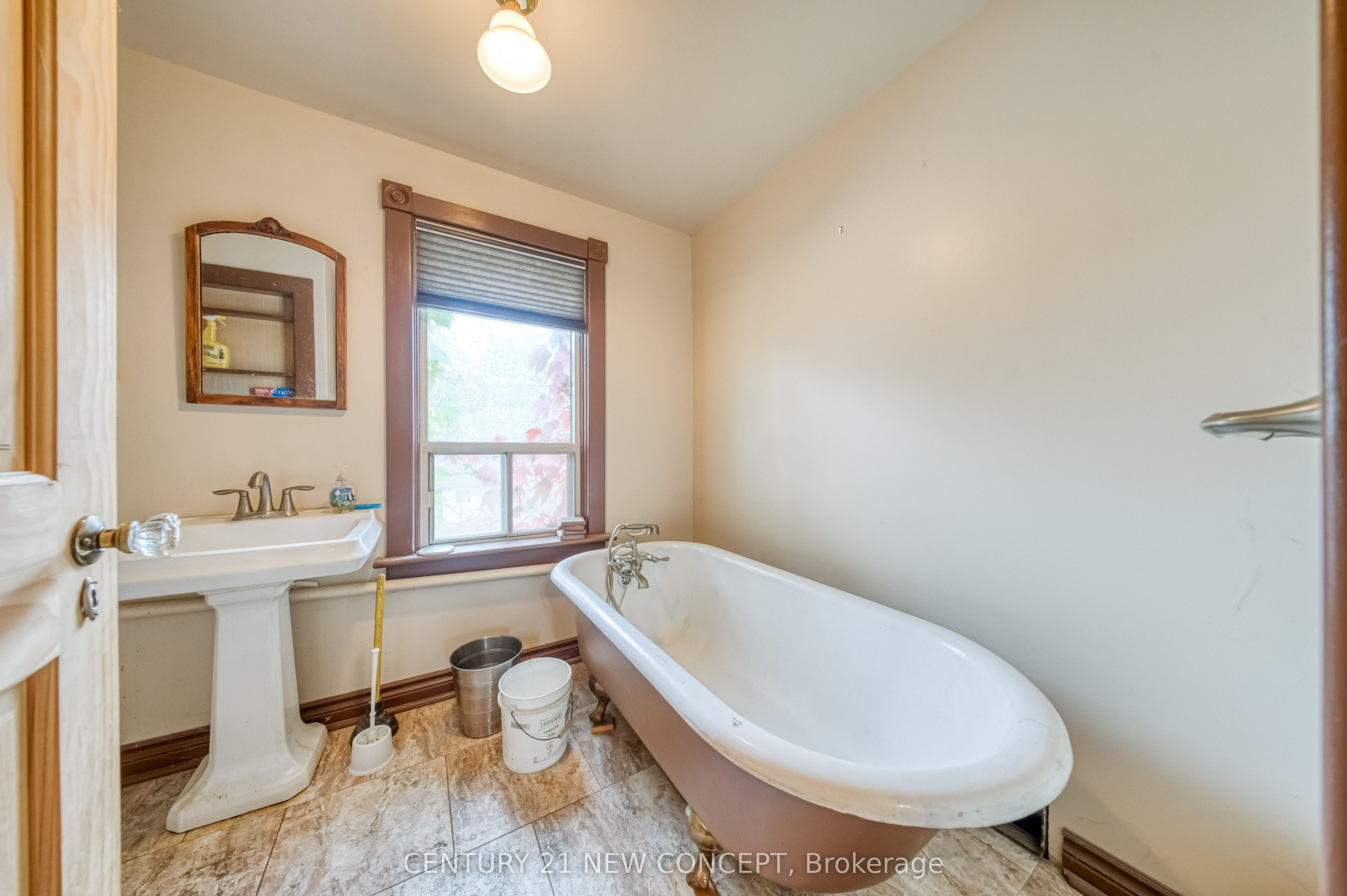 68 Victoria Street Property Photo 32