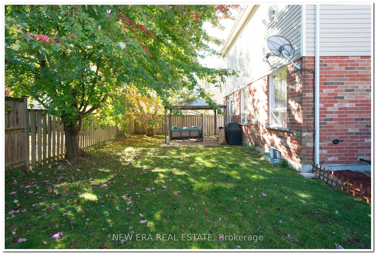 19 The Queensway Property Photo 29