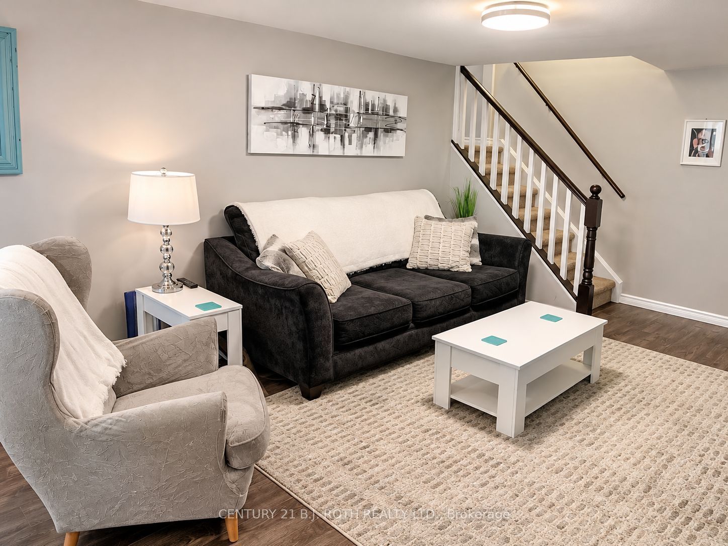 120 Marshall Street Property Photo 6