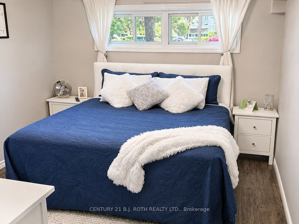 120 Marshall Street Property Photo 10