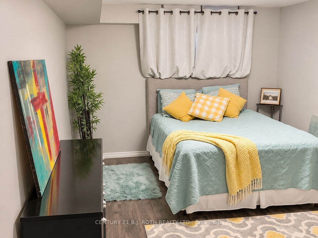 120 Marshall Street Property Photo 11