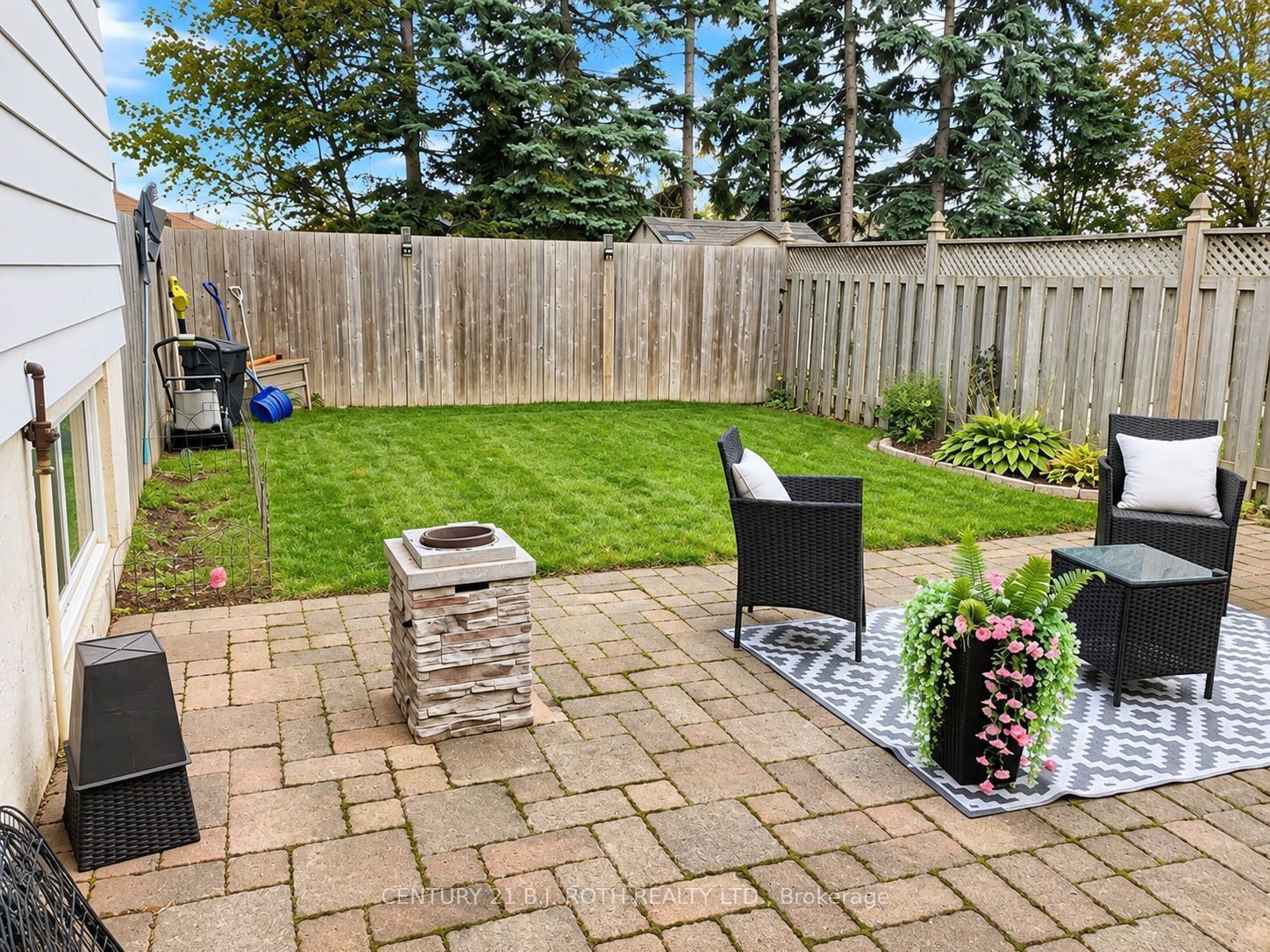 120 Marshall Street Property Photo 13