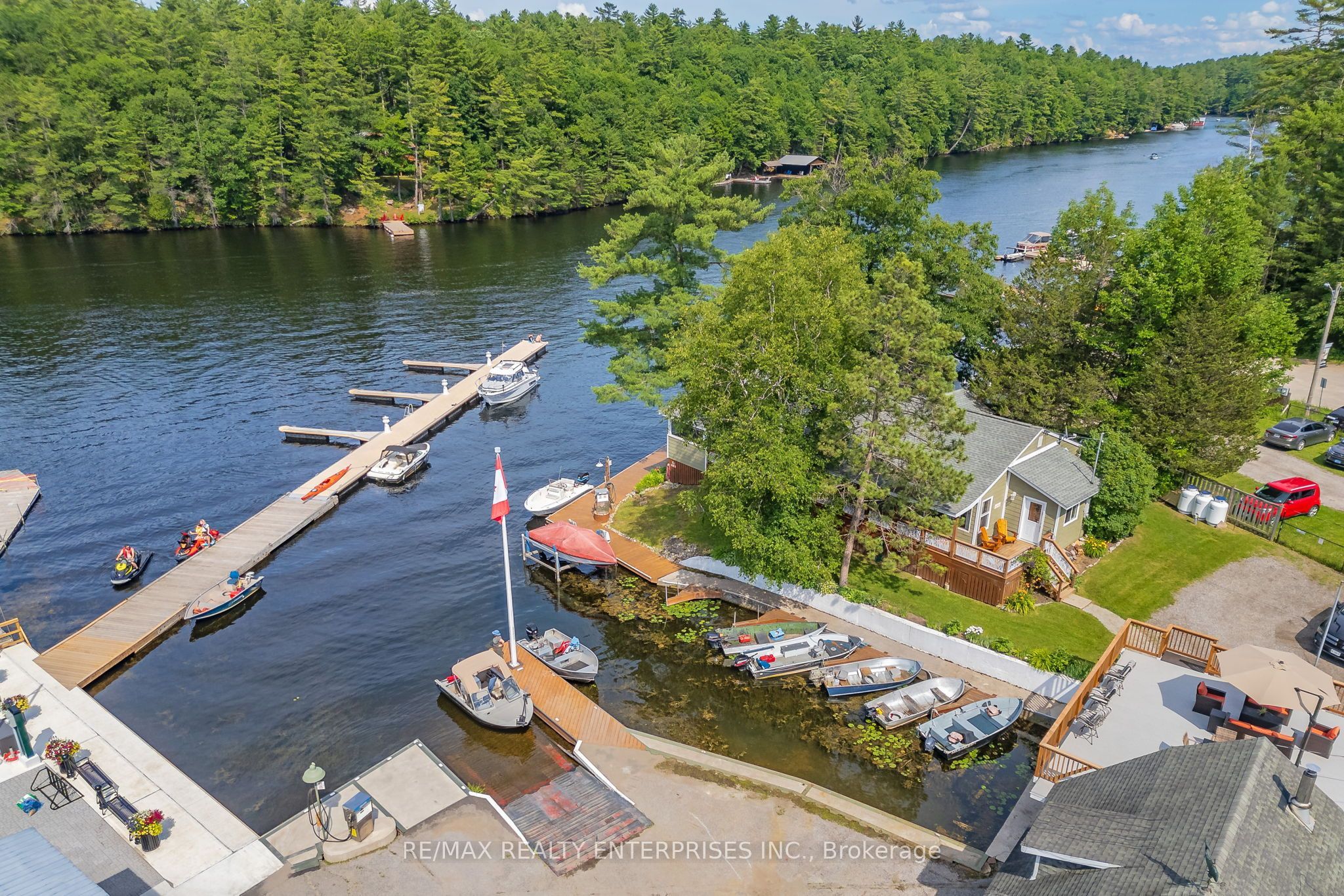 5655 Upper Big Chute Road Property Photo 2
