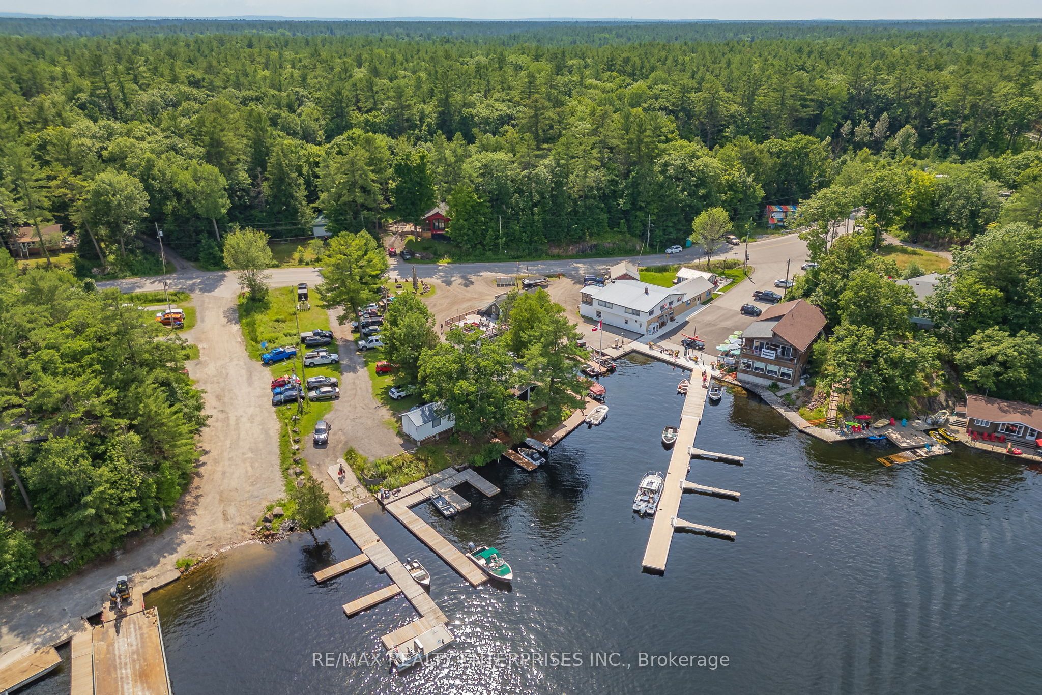 5655 Upper Big Chute Road Property Photo 4