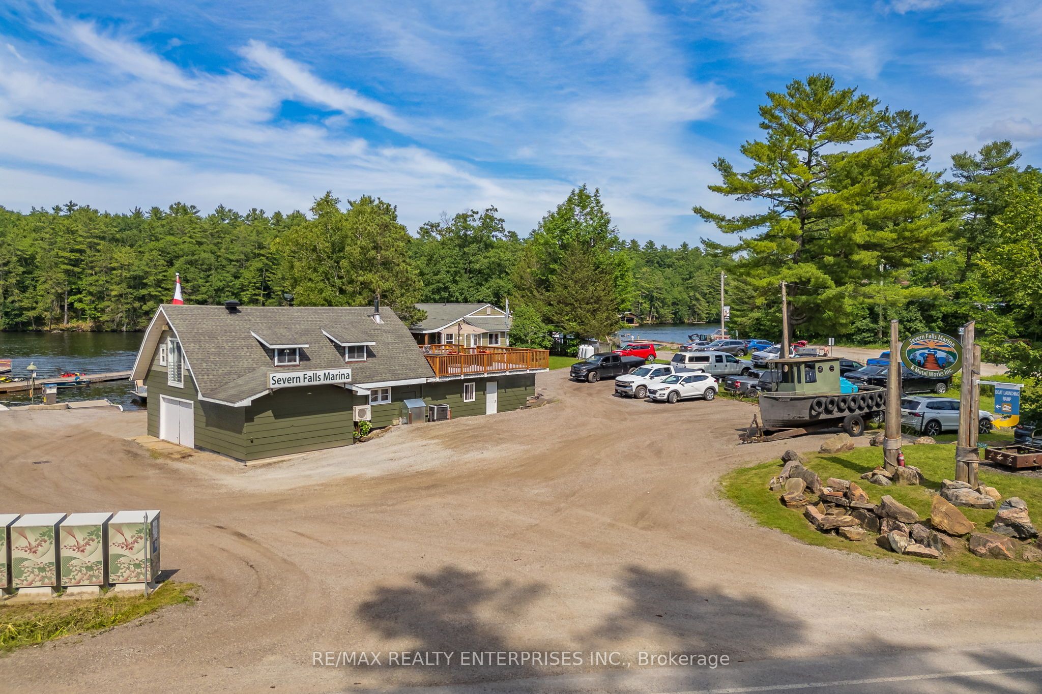 5655 Upper Big Chute Road Property Photo 6