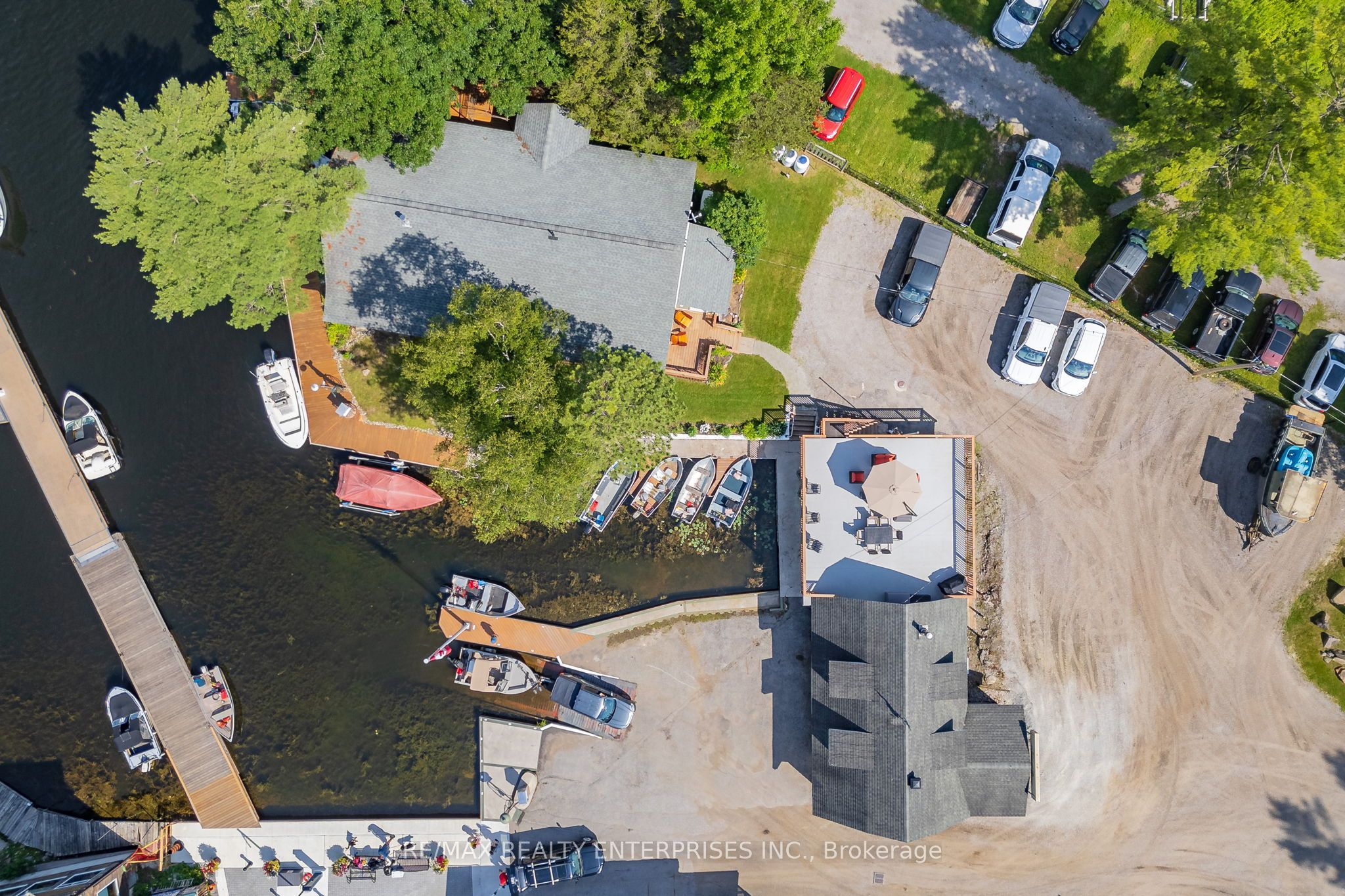 5655 Upper Big Chute Road Property Photo 7