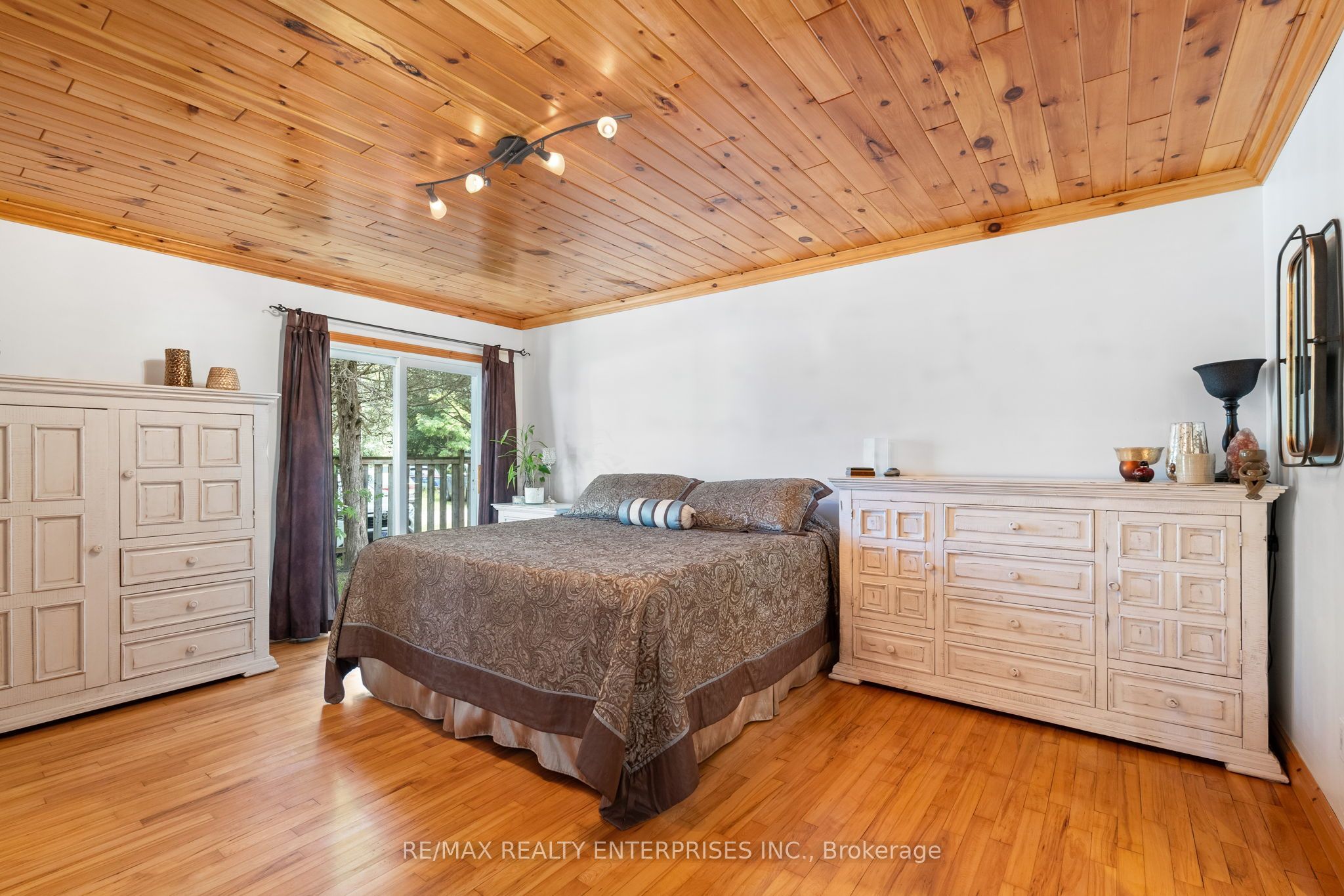 5655 Upper Big Chute Road Property Photo 18