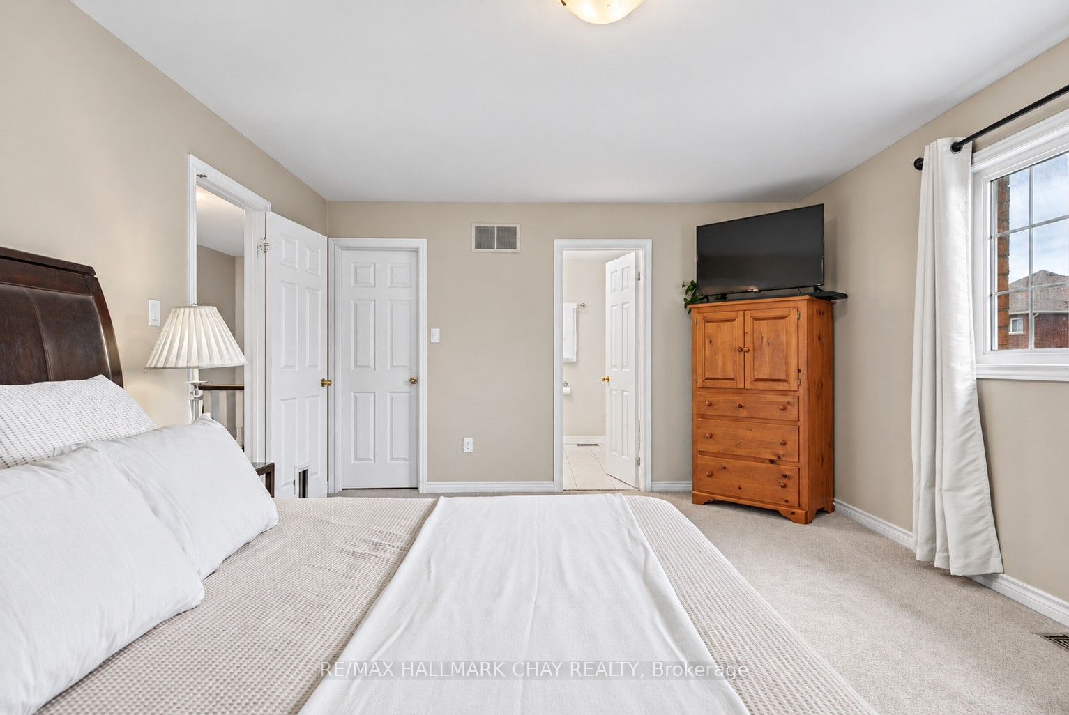 91 Monarchy Street Property Photo 19