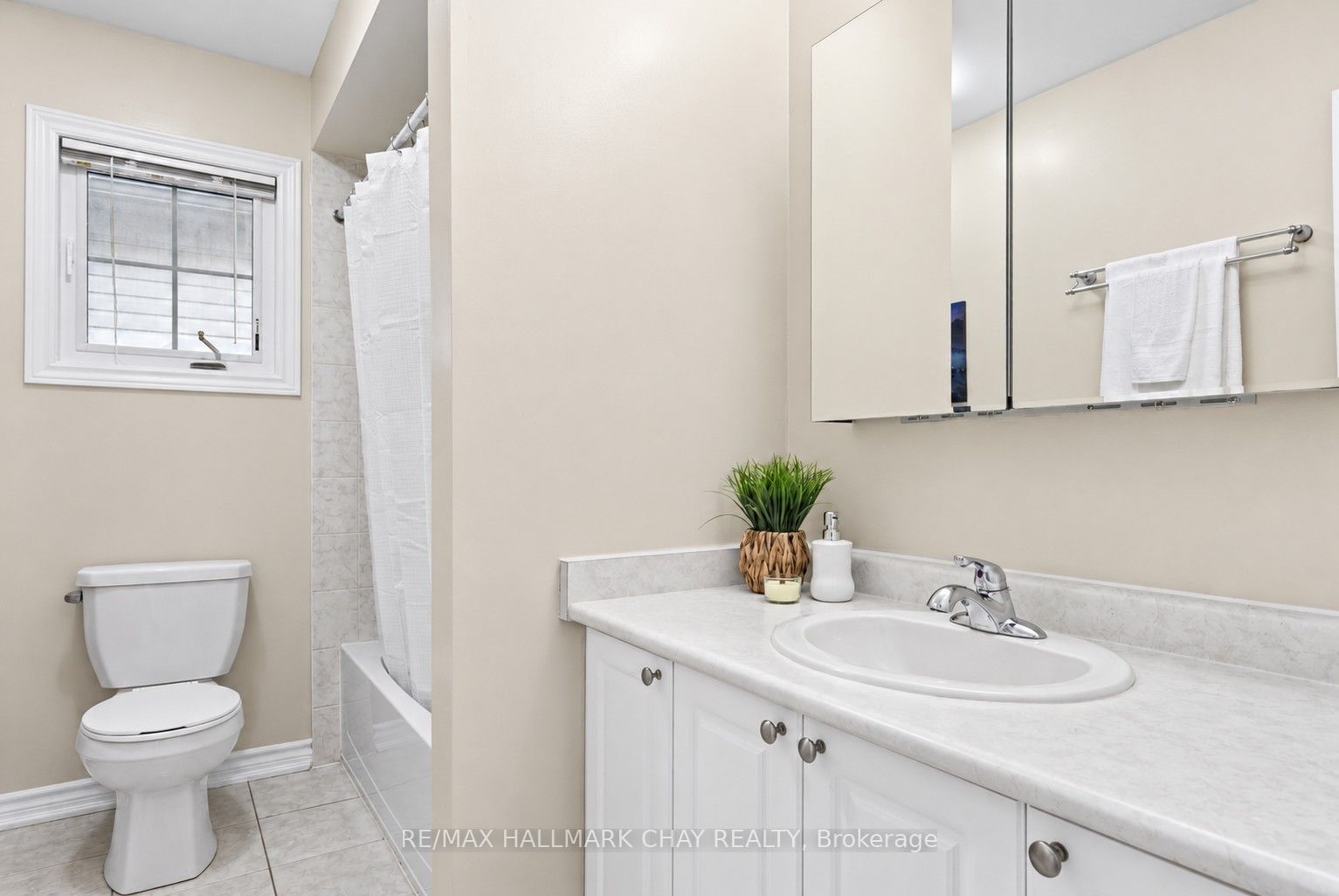 91 Monarchy Street Property Photo 26