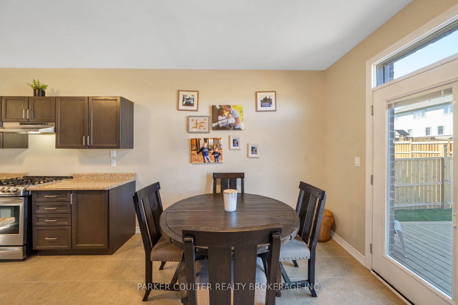 3046 Stone Ridge Boulevard Property Photo 18