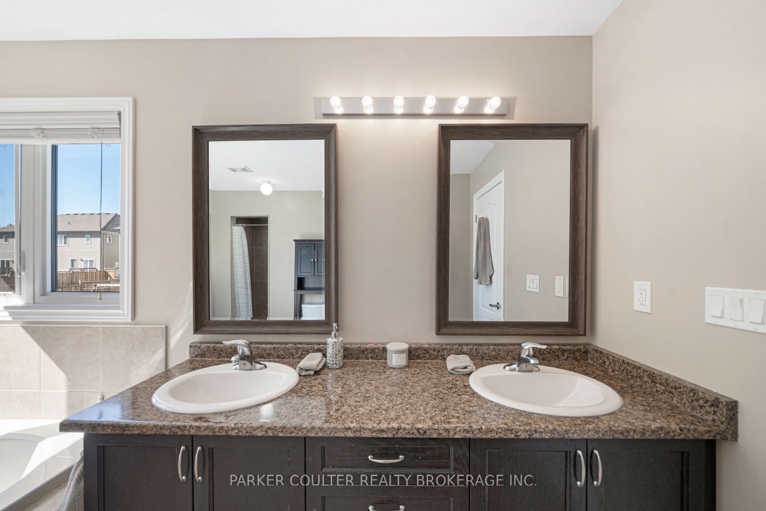 3046 Stone Ridge Boulevard Property Photo 31