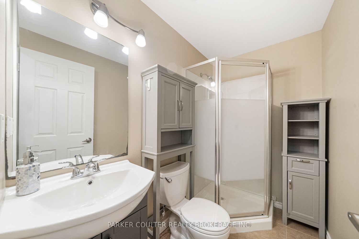 3046 Stone Ridge Boulevard Property Photo 39