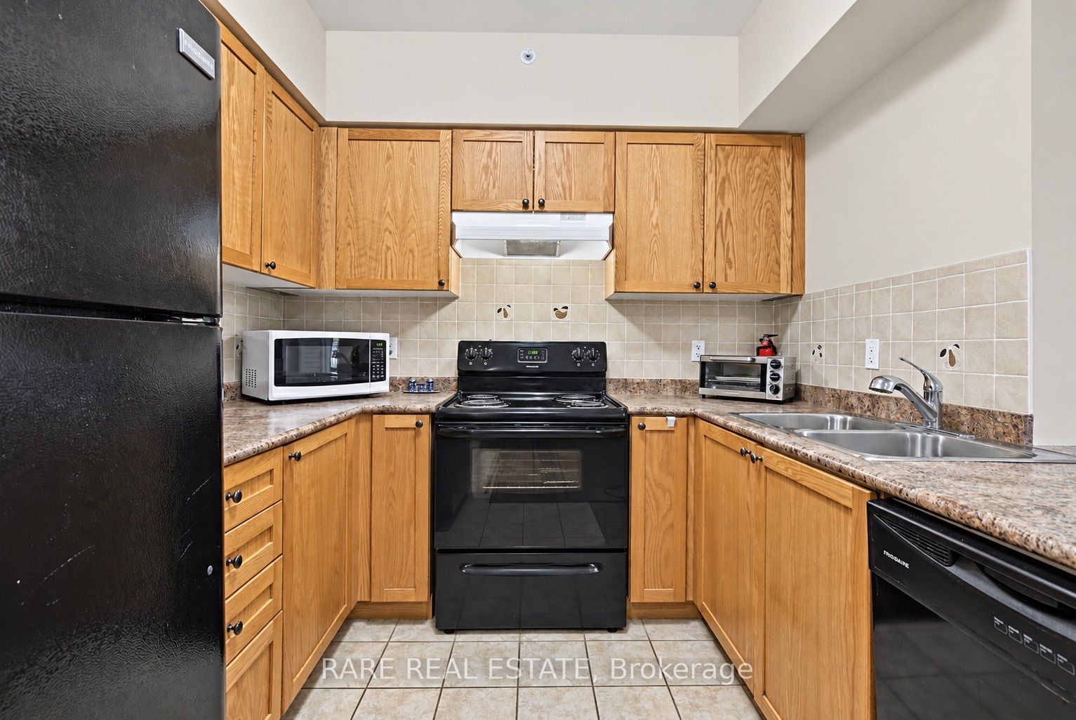41 Ferndale Drive S 107 Property Photo 12