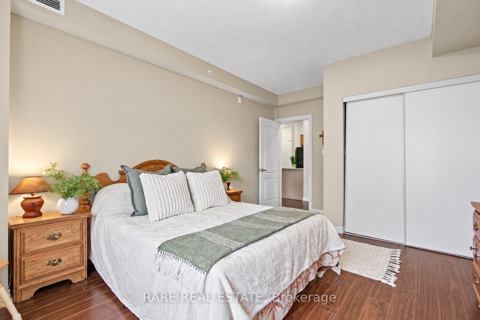 41 Ferndale Drive S 107 Property Photo 17