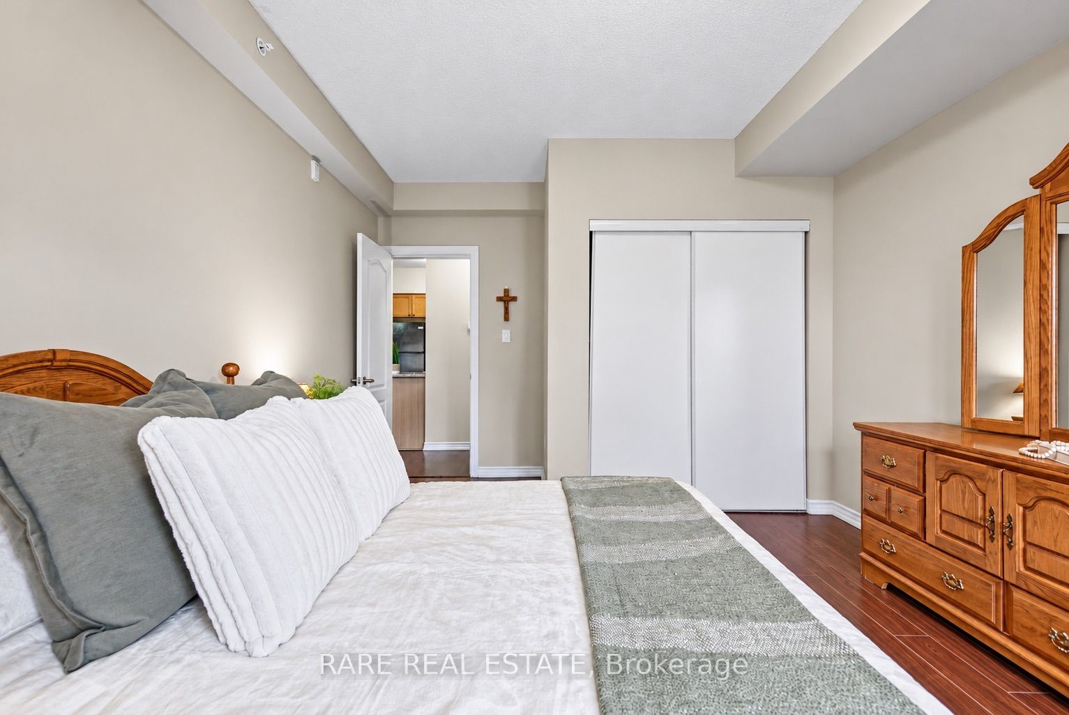 41 Ferndale Drive S 107 Property Photo 18