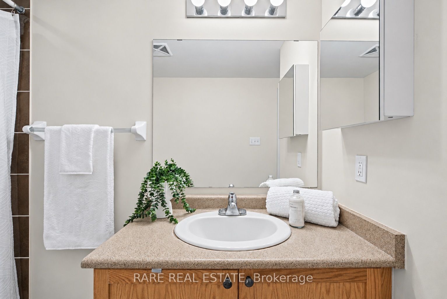 41 Ferndale Drive S 107 Property Photo 20