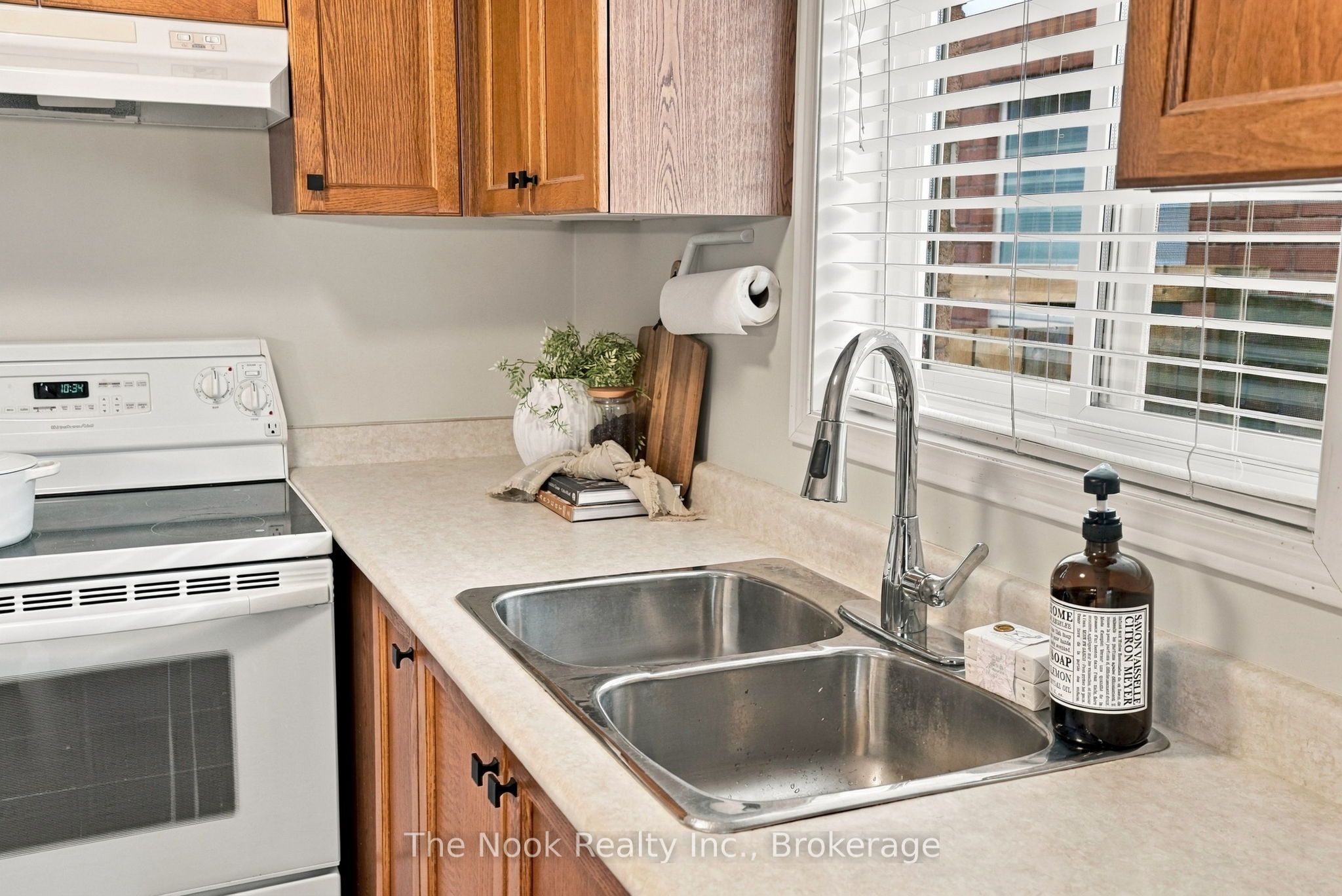 8 Vanessa Drive Property Photo 15