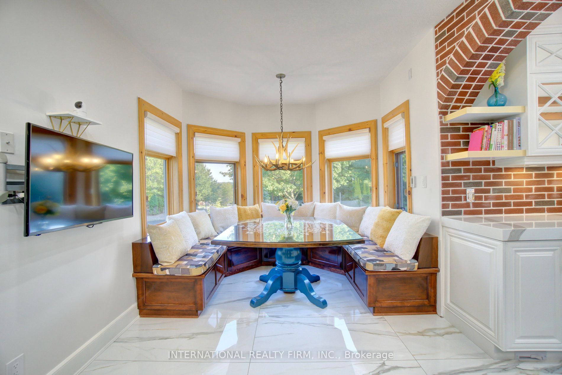 6 Pinehurst Lane Property Photo 18