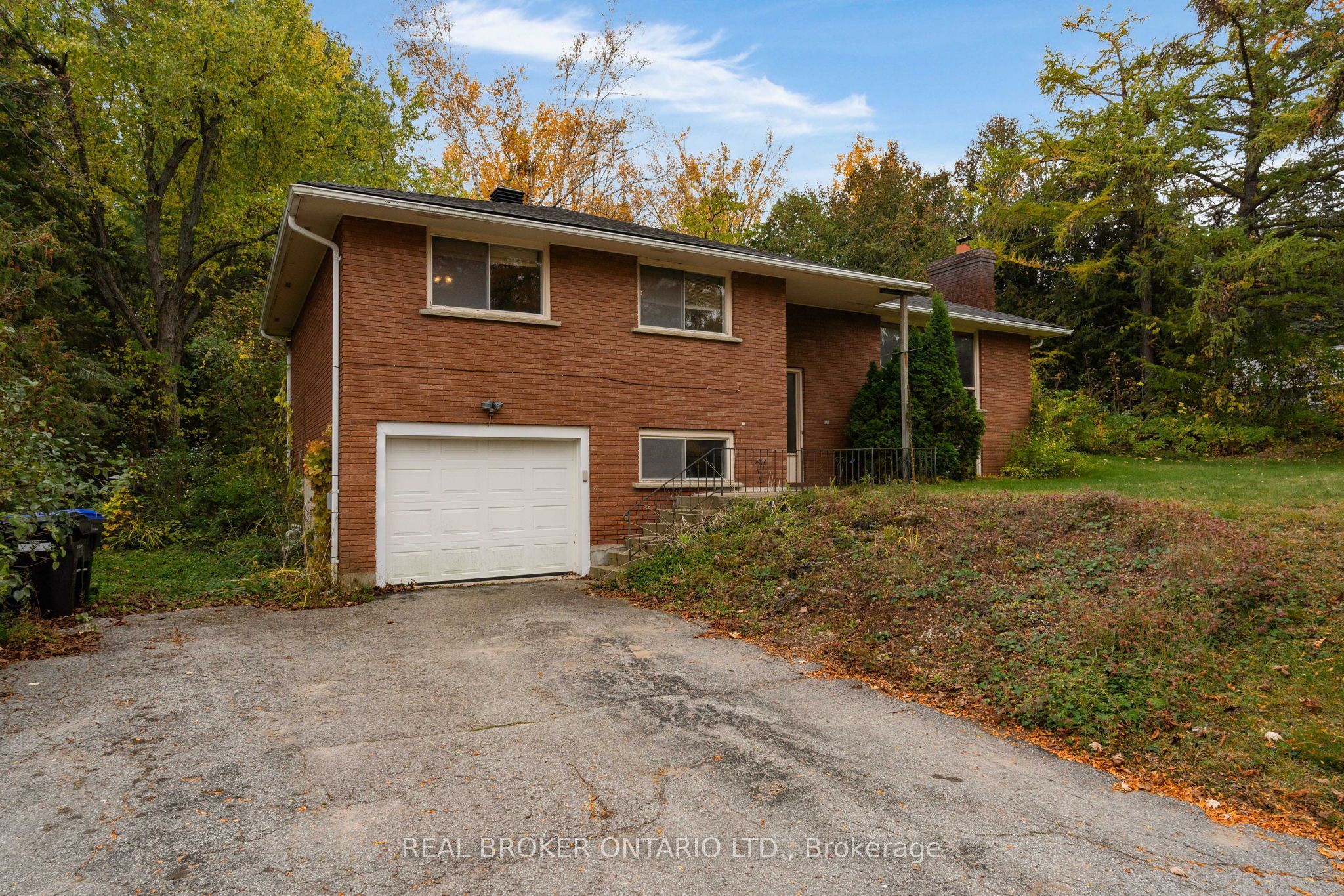 1159 Carson Road Property Photo 2