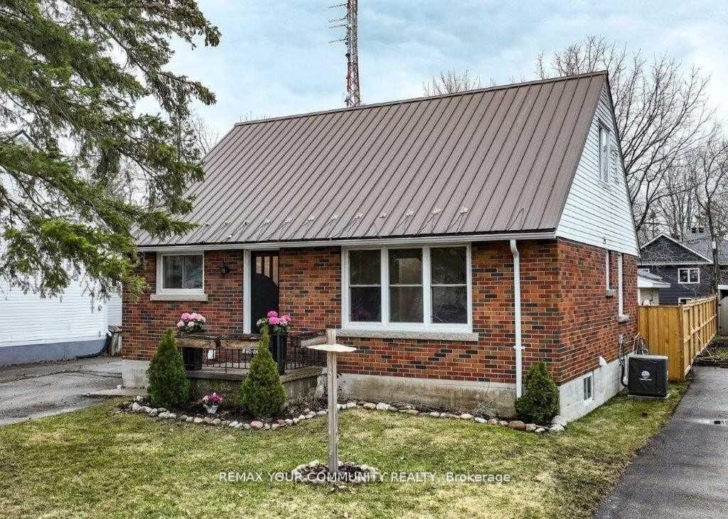 17 Champlain Street Upper Property Photo 1