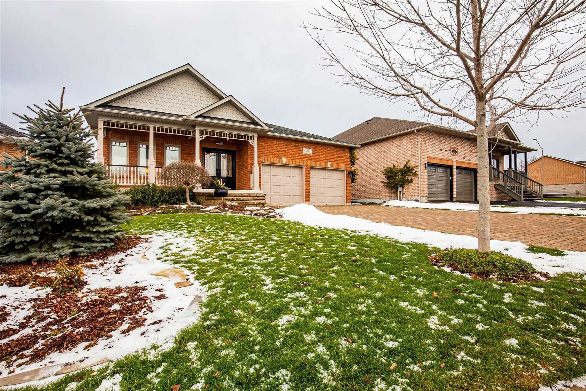 33 E Edwards Dr Property Photo 1
