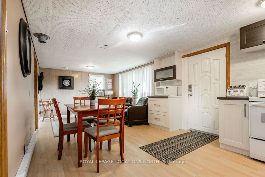 38 Laidlaw St Property Photo 7