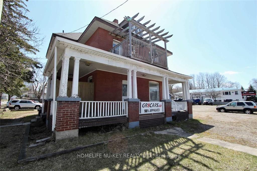 150 Essa Road Property Photo