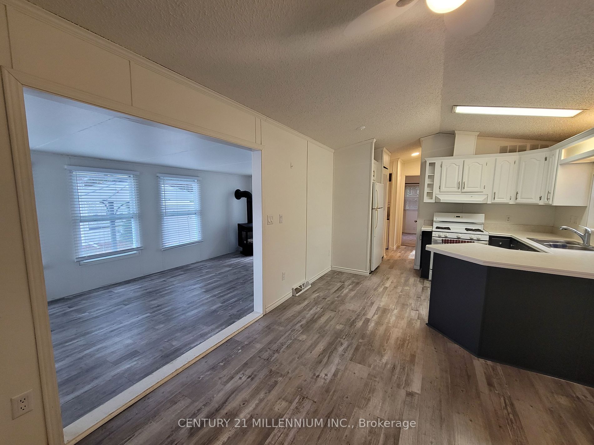 17 The Boardwalk Property Photo 9