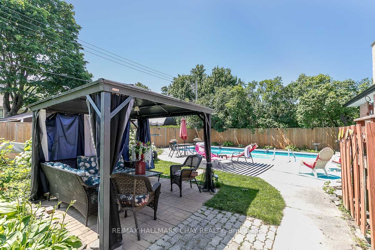 6 Jonathan Ct Property Photo 32