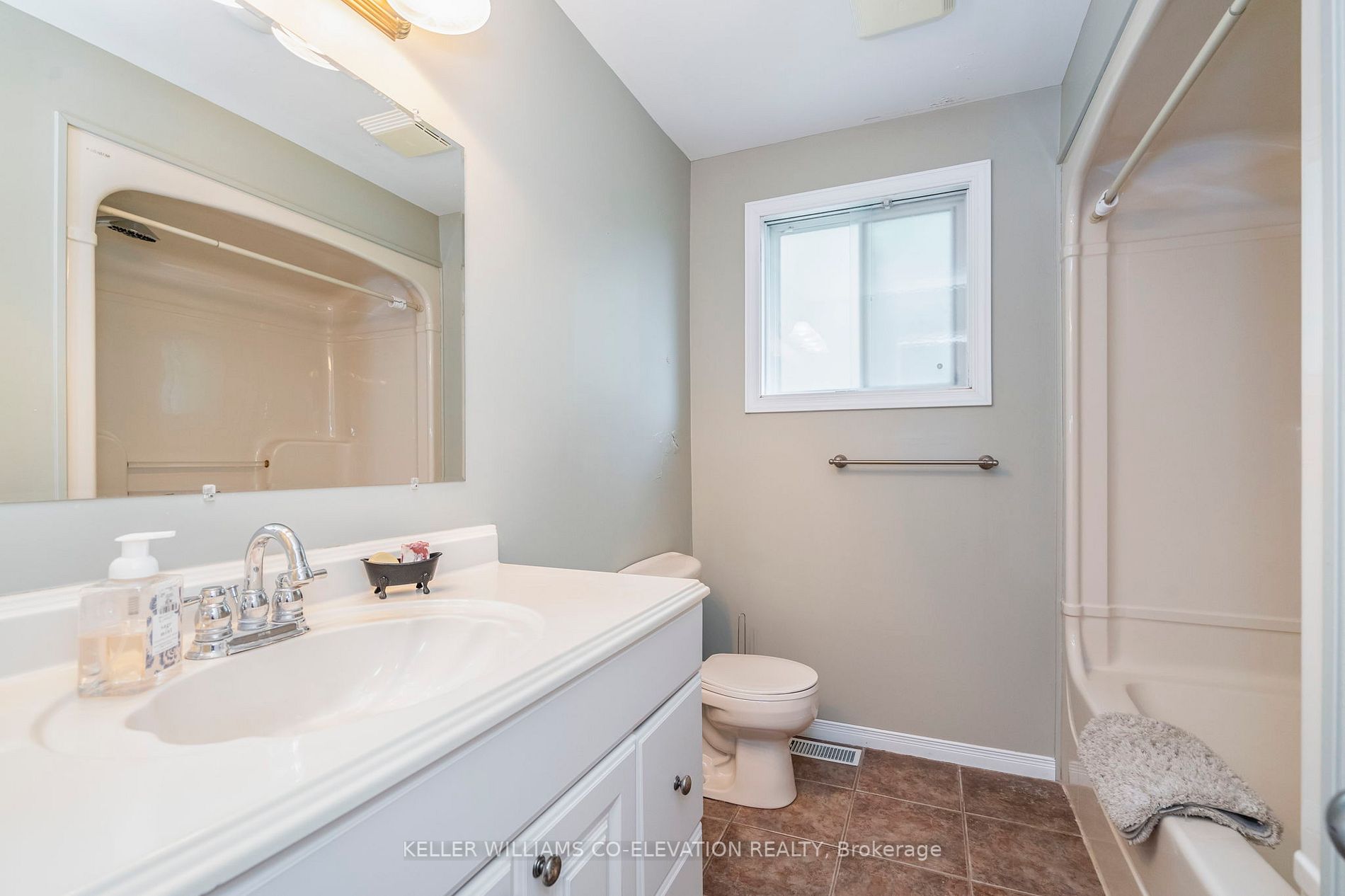 355 Cedar St Property Photo 15