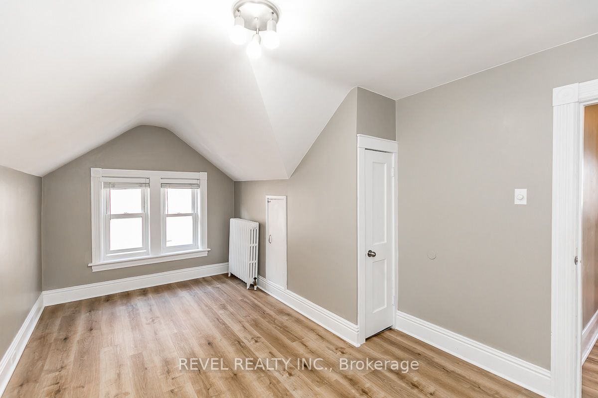 520 Elizabeth St Property Photo 20