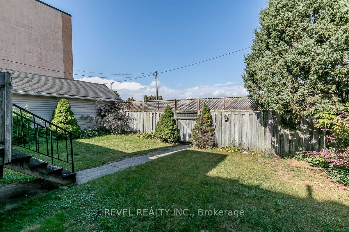 520 Elizabeth St Property Photo 27