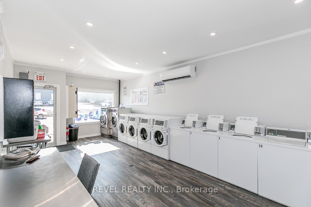 520 Elizabeth St Property Photo 33