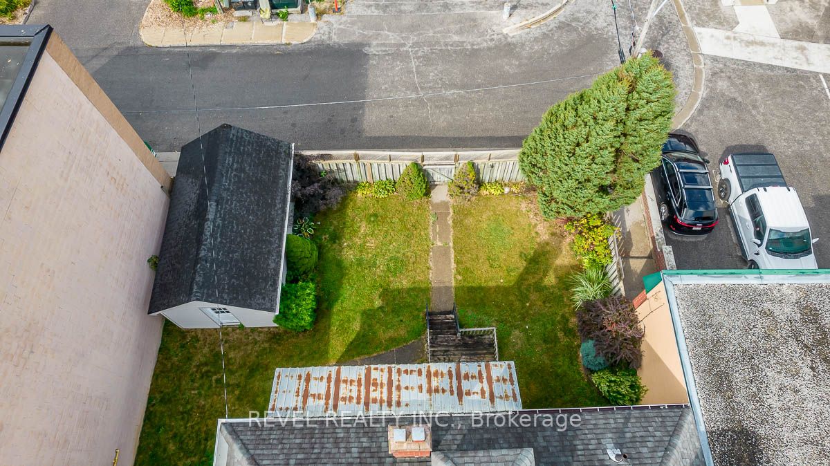520 Elizabeth St Property Photo 40