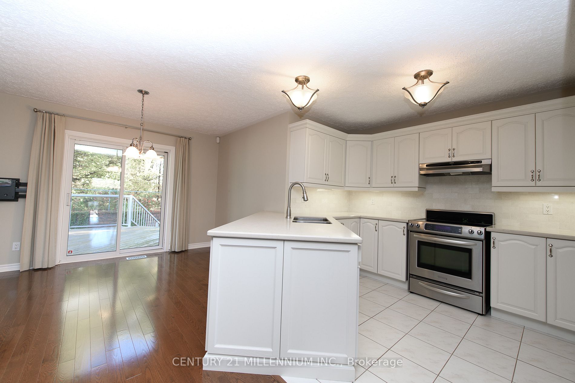 73 Maria St Property Photo 11