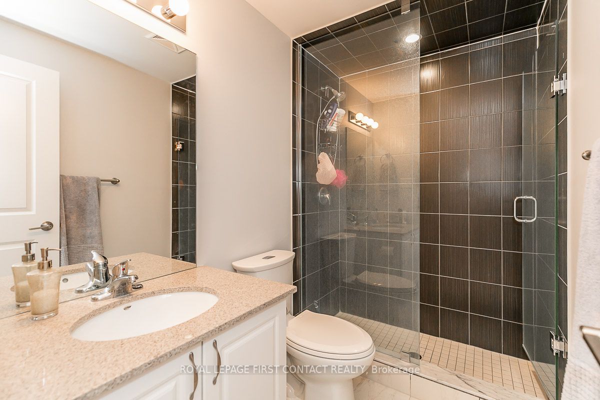 300 Essa Rd Property Photo 11