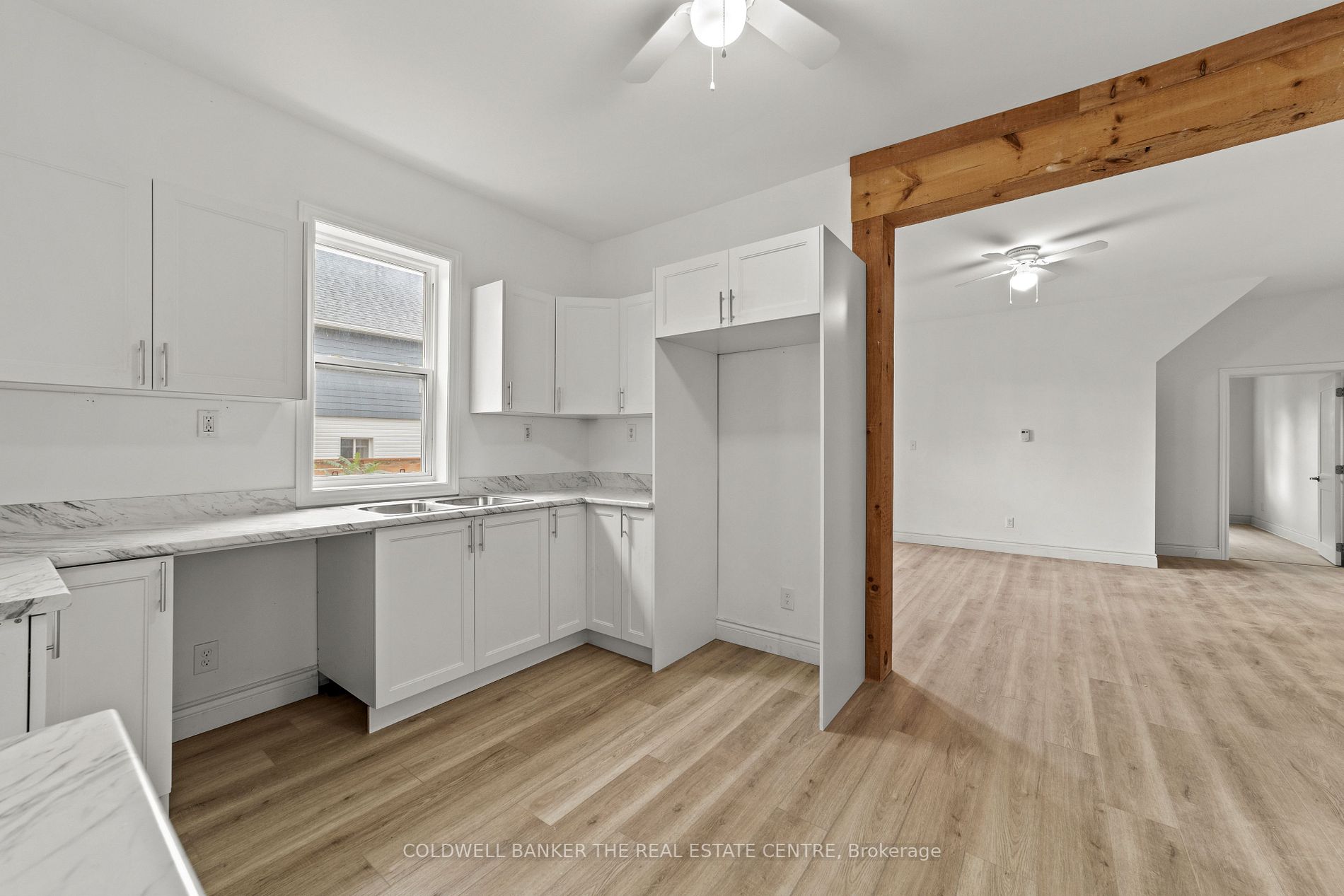 267 Charles St Property Photo 9