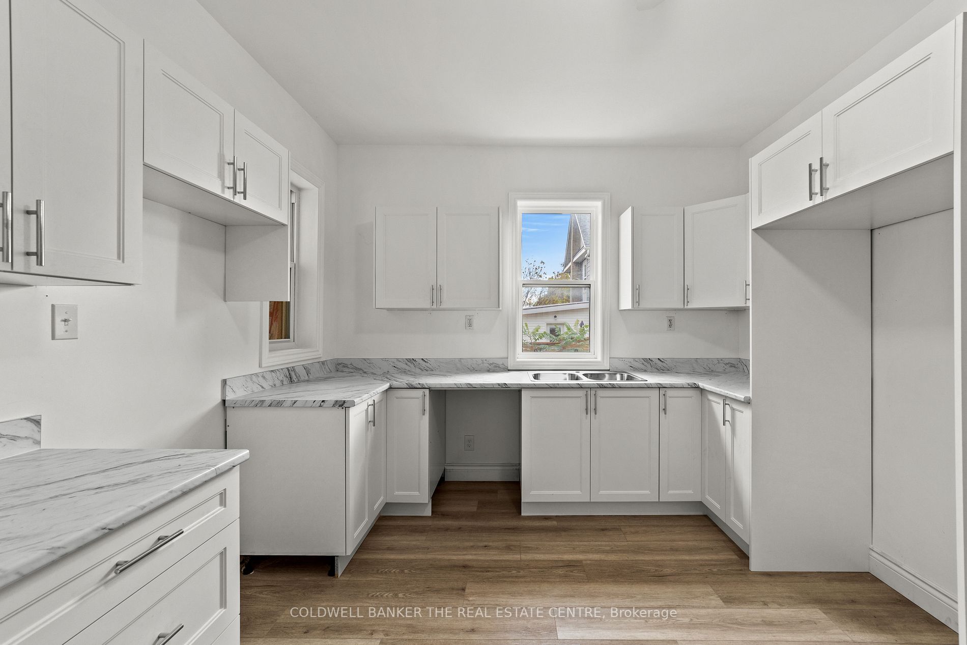 267 Charles St Property Photo 10