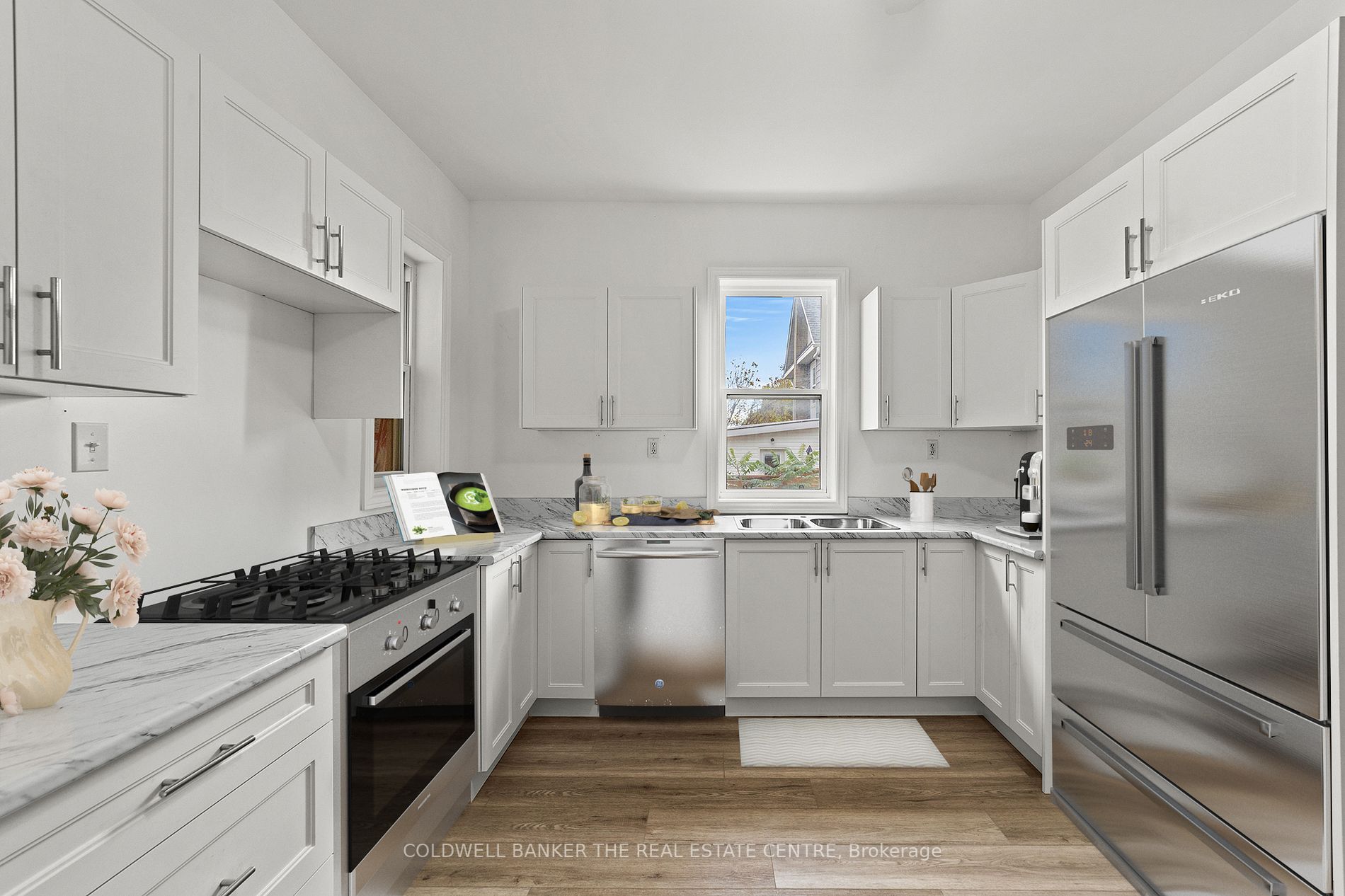267 Charles St Property Photo 11
