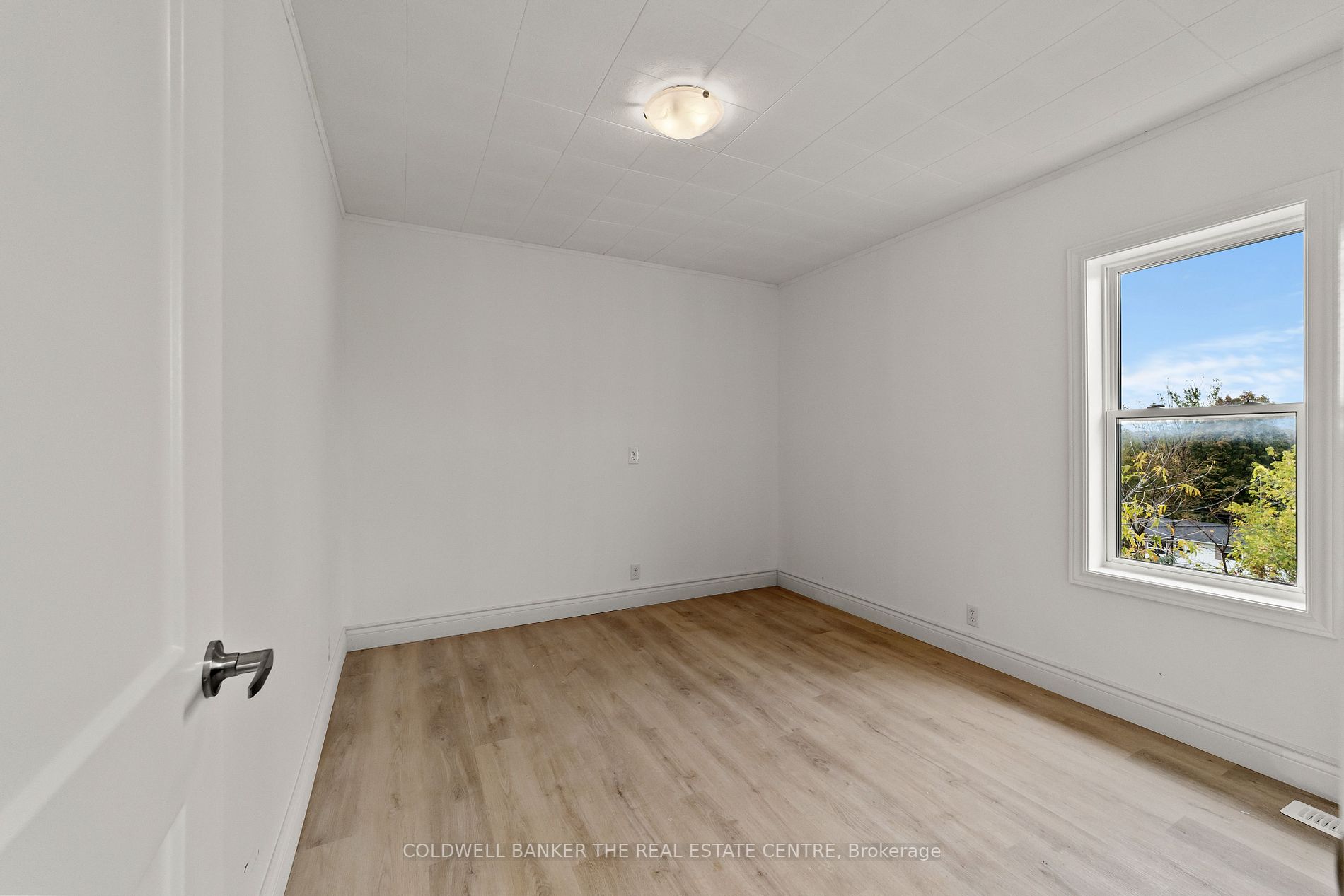267 Charles St Property Photo 18