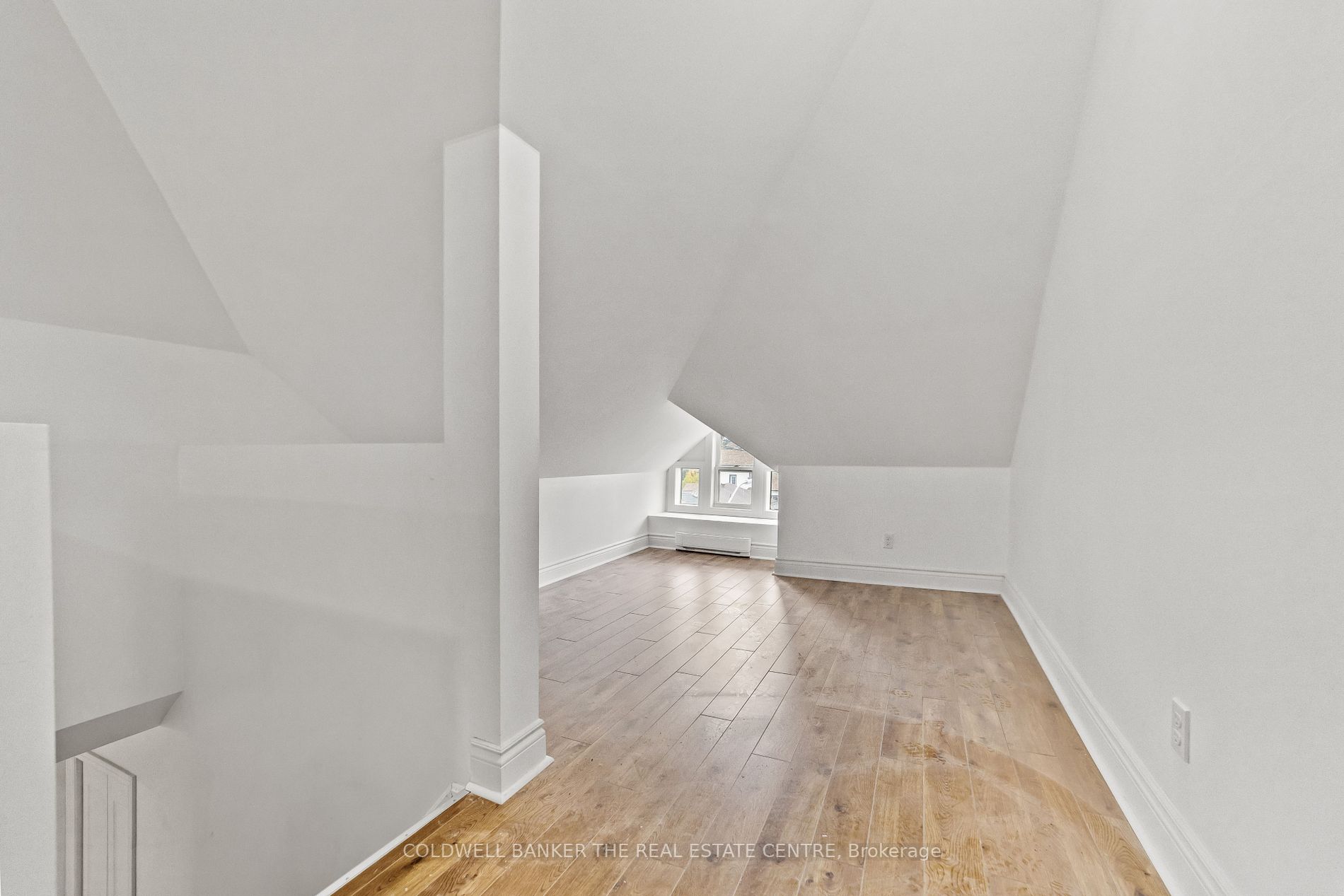 267 Charles St Property Photo 28