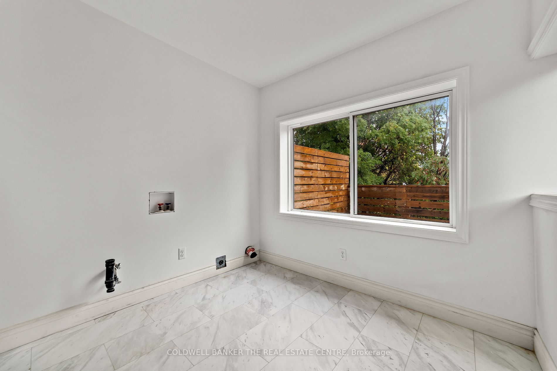 267 Charles St Property Photo 30