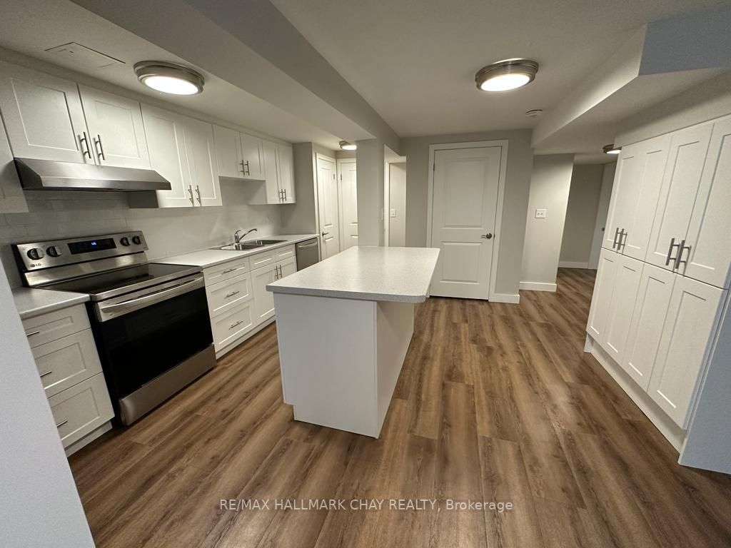 68 Cook St Property Photo 5