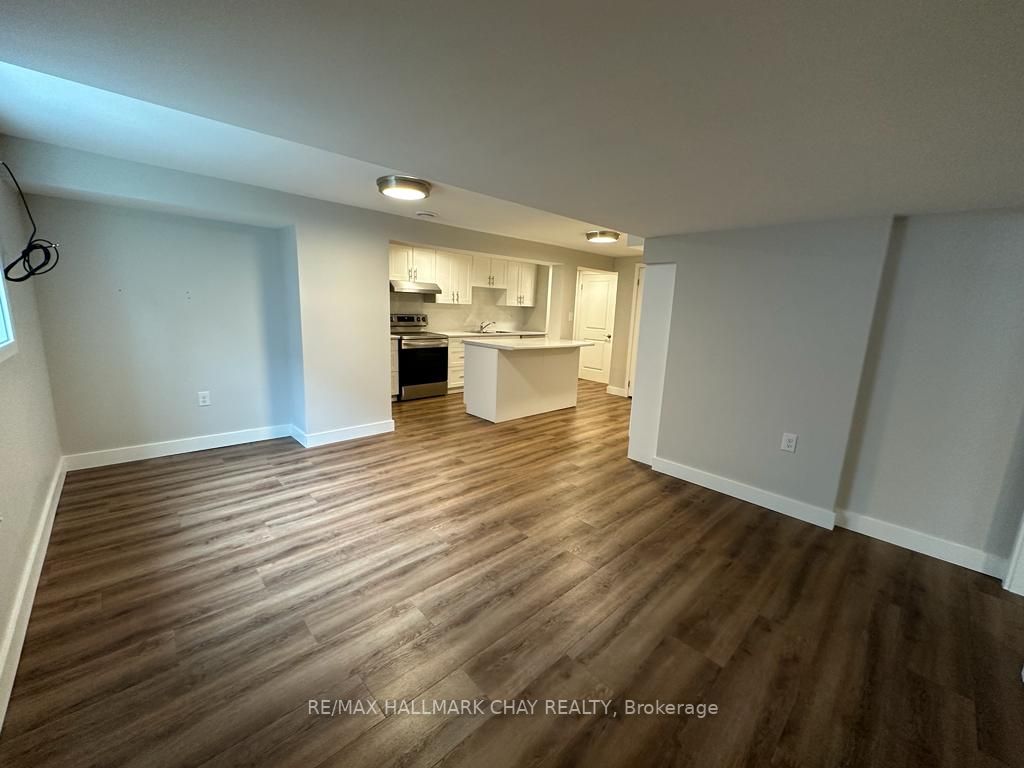 68 Cook St Property Photo 6