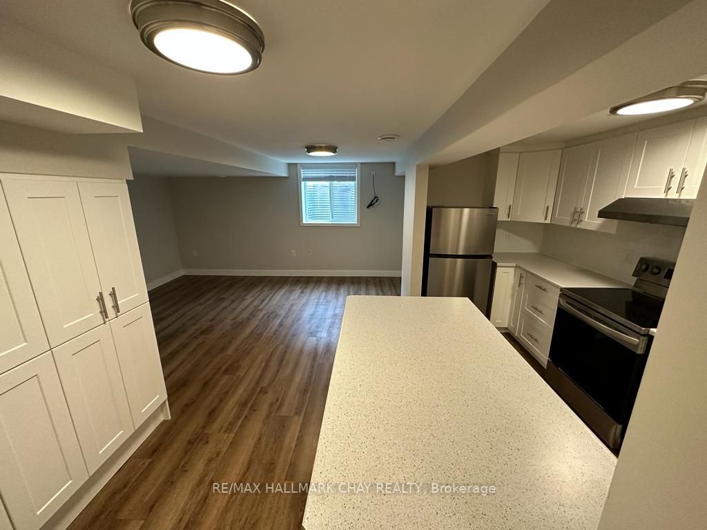 68 Cook St Property Photo 7